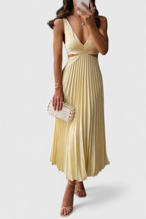 Elegant Strappy Pleated Midi Dress Cut Out Waist