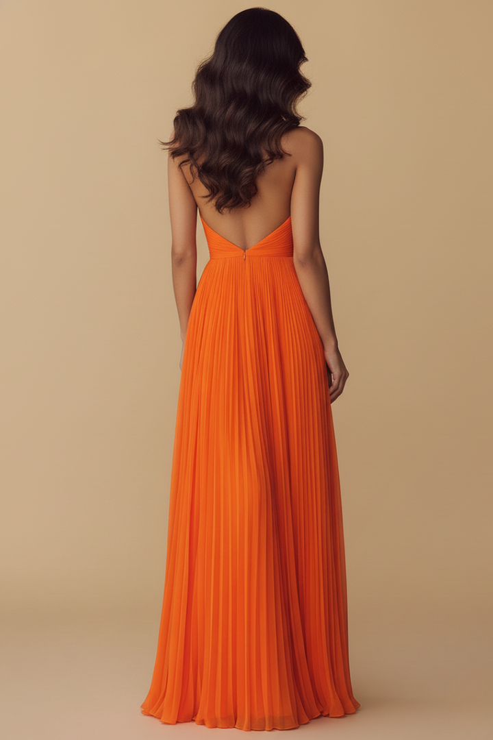 Elegant Pleated Halter Neck Maxi Dress - Formal Evening Gown