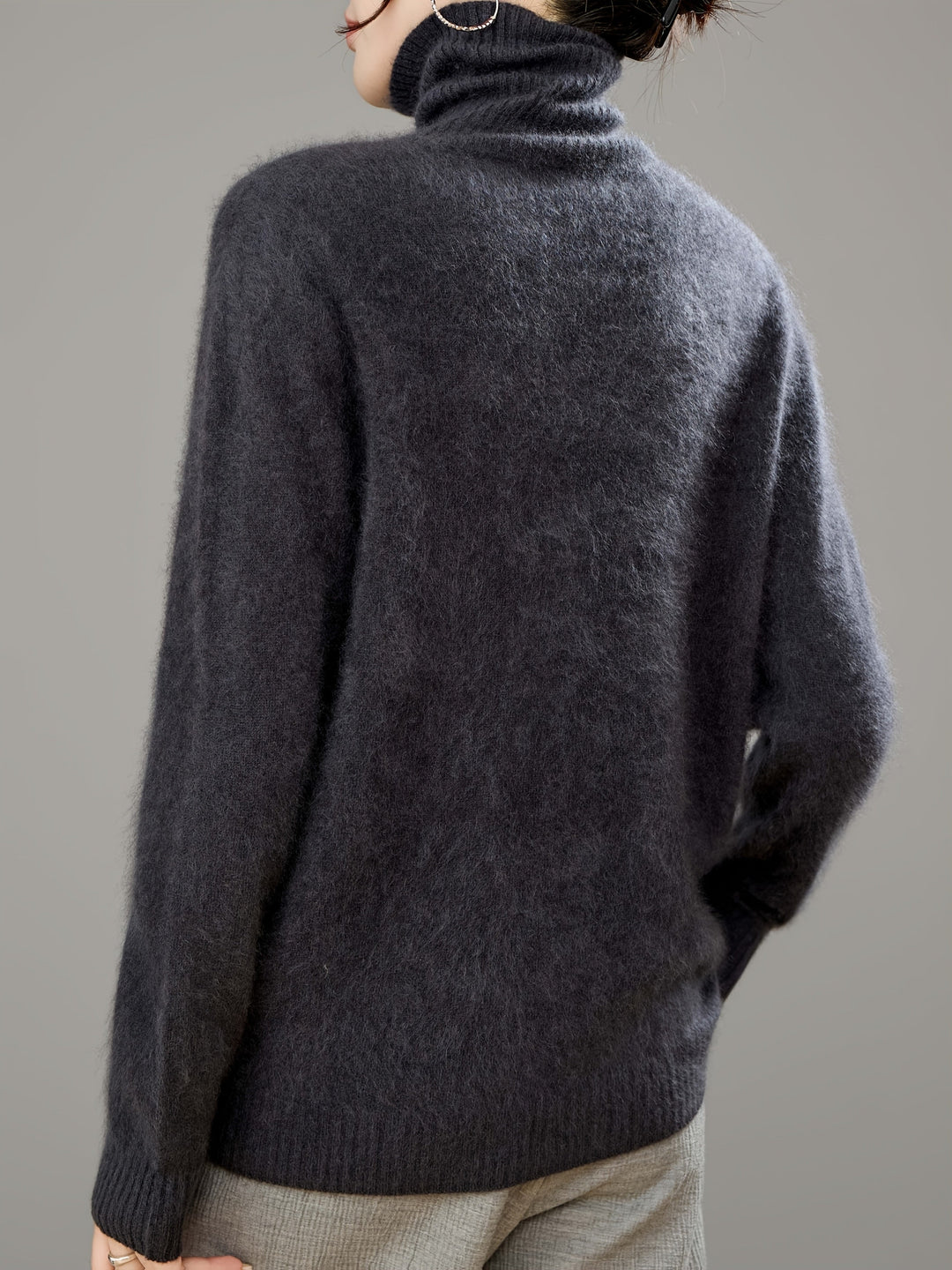 Wren | Women's Cashmere Wool Turtleneck Sweater
